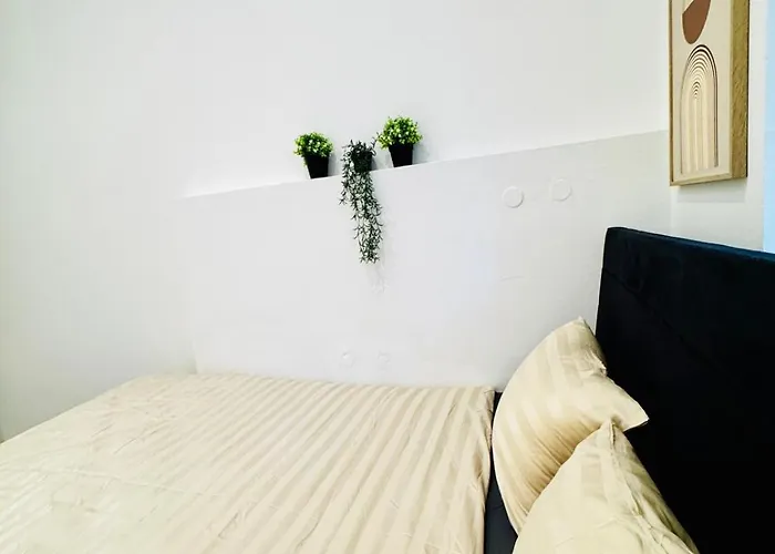 Elegant & 5br Shared In * Bécs