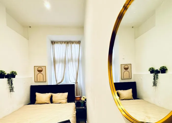 Elegant & 5br Shared In *